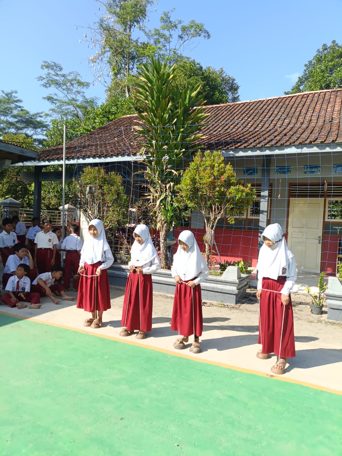 Peringati Hari Anak Nasional 2026, SDN Benerkulon Gelar Perlombaan Seru dan Ramah Anak
